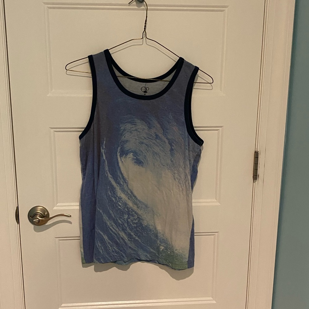 Wave tank top